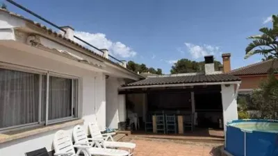 Chalet on Carrer Tarragona photo 66