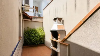 Chalet in Can Bou photo 10