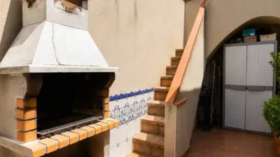 Chalet in Can Bou photo 9