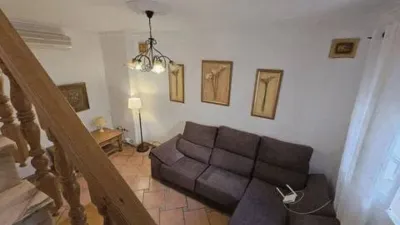 Terraced house on Calle de la Duquesa photo 9