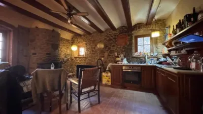 Rustic house in Corçà photo 13