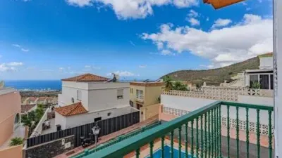 Chalet on Calle Tinguafaya photo 6