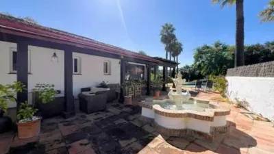 Chalet in Núcleo photo 11