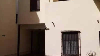 Terraced house in Palma del Río photo 2