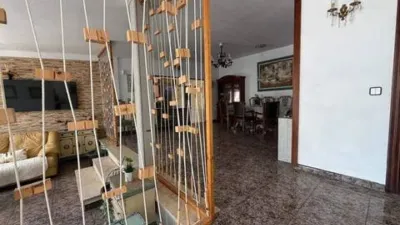 Chalet on Carrer Tarragona photo 19