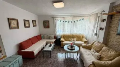 Chalet on Carrer Tarragona photo 23
