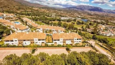 Townhouse on Monte De Cala Golf Street photo 27