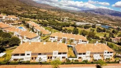 Townhouse on Monte De Cala Golf Street photo 14