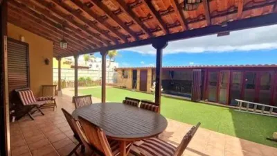 Chalet in Guargacho-Guaza-Cho photo 10