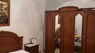 Townhouse in Plaza del Reloj photo 3