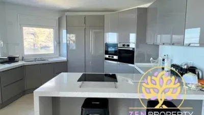Chalet en calle Las Adelfas photo 18