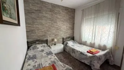 Chalet on Carrer Tarragona photo 29