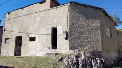 Rustic house on Calle Villamayor No Number photo 2