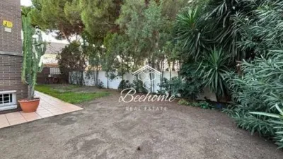 Corner Townhouse in La Pineda photo 3