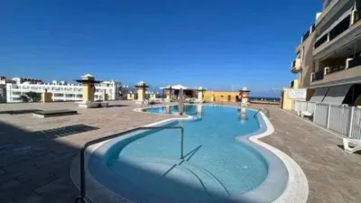 Apartment on Calle Ant Glez Barrios, 1 photo 25