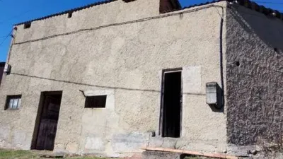 Rustic house on Calle Villamayor No Number photo 13