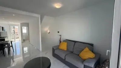 Townhouse in Empuriabrava photo 9