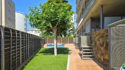 Apartment on Carrer de Joanot Martorell photo 26