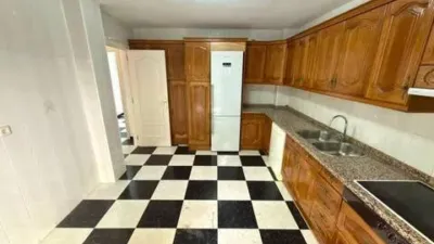 House in Centre photo 23