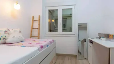 Apartment on Carrer de Madrid photo 20