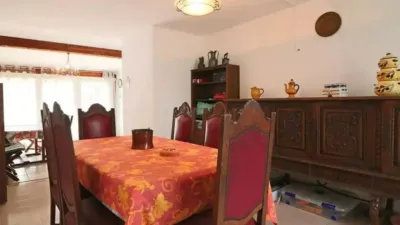 Chalet on Carrer del Montseny photo 4