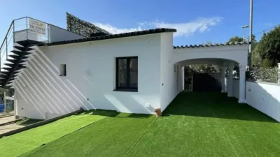 Chalet on Carrer de Navarra photo 30