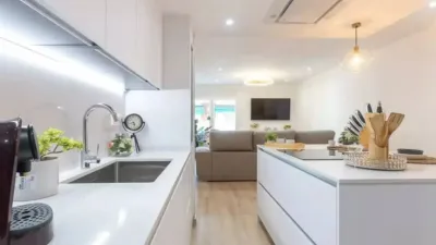 Apartment on Carrer de Madrid photo 5