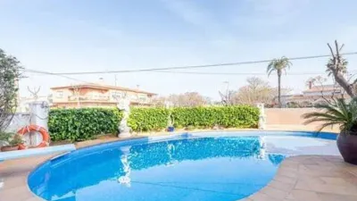 Chalet in Passatge Requesens photo 13