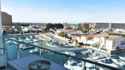 Apartment for sale in Carrer del Cap de la Gola photo 3