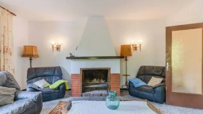 Chalet on Carrer Resclosa photo 24