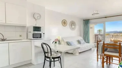 Apartment on Carrer de Mercè Rodoreda photo 5