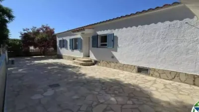 Chalet on Carrer del Montseny photo 24