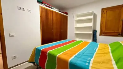 Apartment on Avinguda de Rhode photo 13