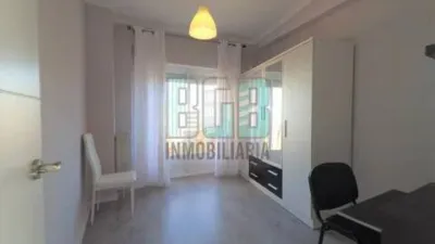 Piso en alquiler en Feria, Feria (Albacete Capital) de 900 €<span>/mes</span>