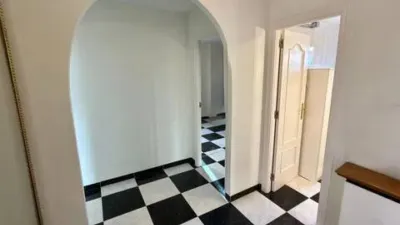House in Centre photo 11
