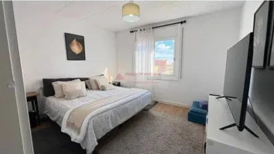 Apartment in El Camp de l'Arpa del Clot photo 3