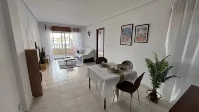 Piso – Torrevieja, Europa - Más