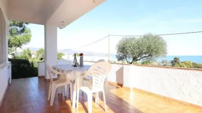 Chalet on Carrer de la Musclera photo 7