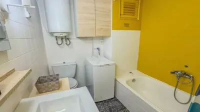 Apartment on Carrer de l'Alhambra photo 14