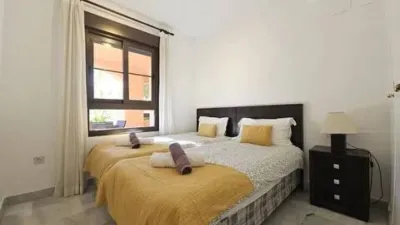 Apartment in El Paraíso-Atalaya-Benamara photo 18