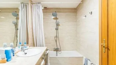 Apartment in Sector B photo 26