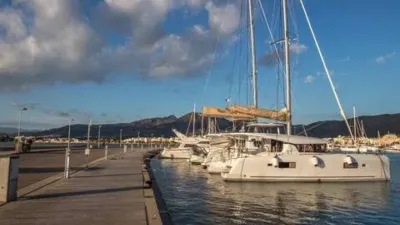 Apartment in Port Esportiu-Canyelles-Puig Rom photo 24