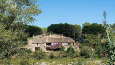 Chalet on Cal Barquer Street, S-N photo 5