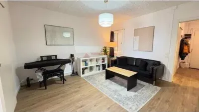 Apartment in El Camp de l'Arpa del Clot photo 2