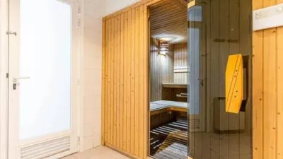 Apartment in Sector B photo 41