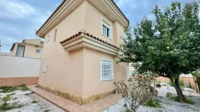 Detached Chalet in Los Balcones-Los Altos-Punta Prima photo 27