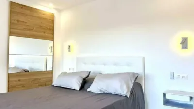 Chalet on Carrer de Navarra photo 17