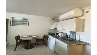 Apartment in Passatge Delta Muga photo 3