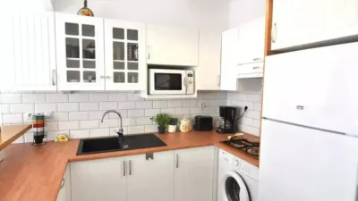 Apartment on Carrer de Miguel de Cervantes photo 5