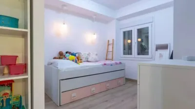 Apartment on Carrer de Madrid photo 19